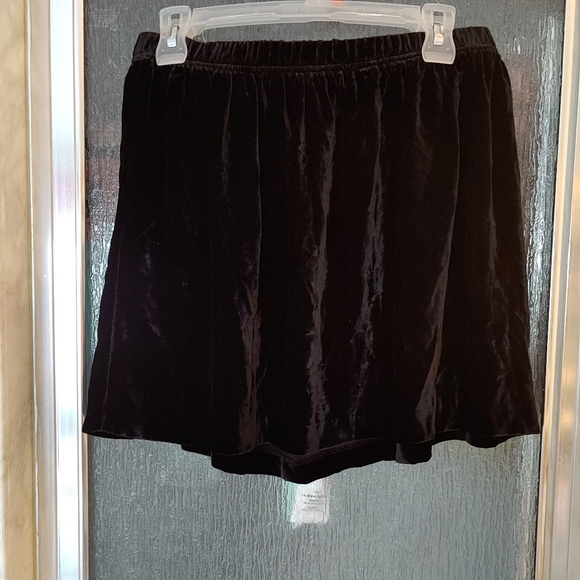 Jacob Skirt - Picture 1 of 3